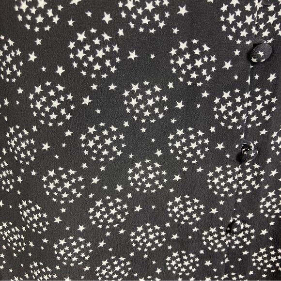 Equipment top medium NWT silk black white star ball long sleeve Cornelia button - Picture 9 of 16
